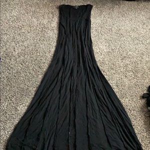 Karen Kane maxi dress